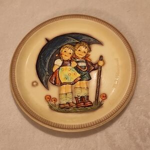 Charming Vintage Plate with Children Design
